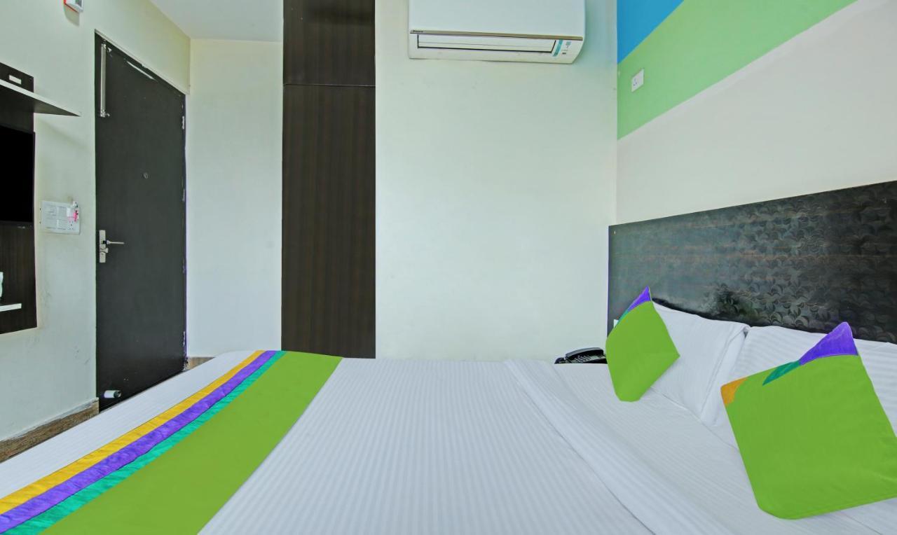 Itsy Hotels Nyra Gurgáon Exteriér fotografie